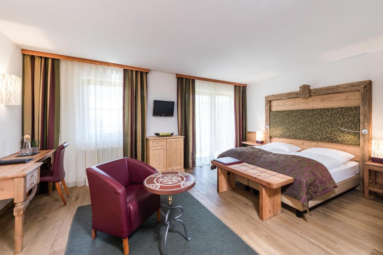 Sporthotel Exclusive Сан-Віджиліо-ді-Мареббе Екстер'єр фото